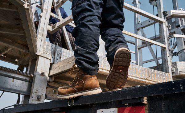 Men's Cincinnati 8 Waterproof 90?? Heel Boot (Carbon Toe) | Belgian/Sandshell