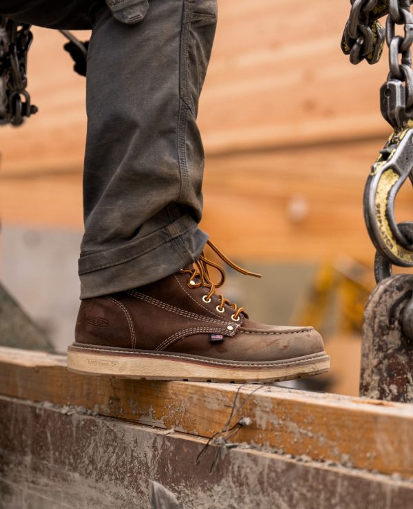 Men's Liberty 6 Waterproof Boot (Carbon Toe) | Chestnut/Gum