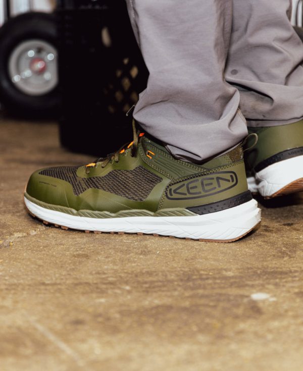 Men's Synchro Waterproof Work Boot (Carbon Toe) | Forest Night/Gum