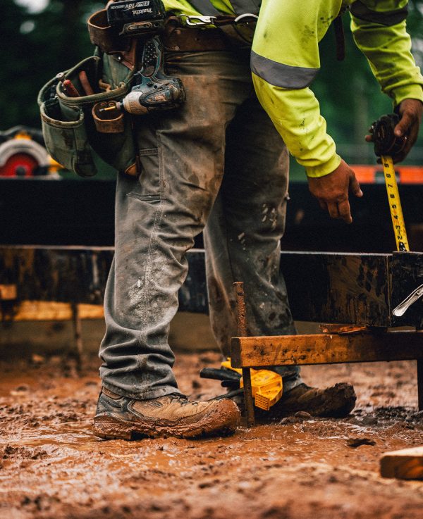 Men's Targhee IV Waterproof Work Boot (Carbon Toe) | Dark Earth/Black