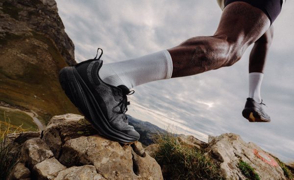 Men's Roam Trail Running Shoe | Black/Magnet