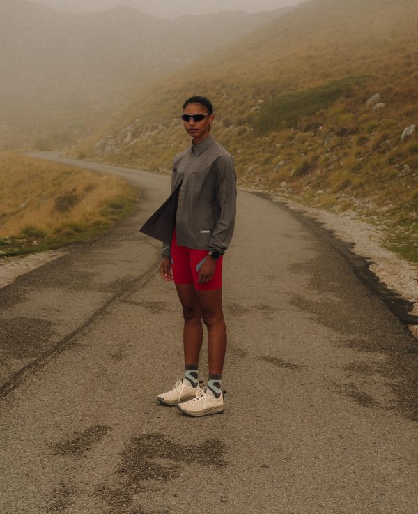 Women's Roam Trail Running Shoe  |  Birch/Brindle